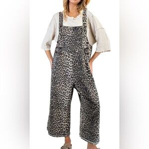 Easel Gray Animal Print Overalls. NWOT